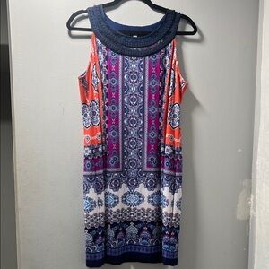 Elegant Navy and Pink Patterned Mini Dress